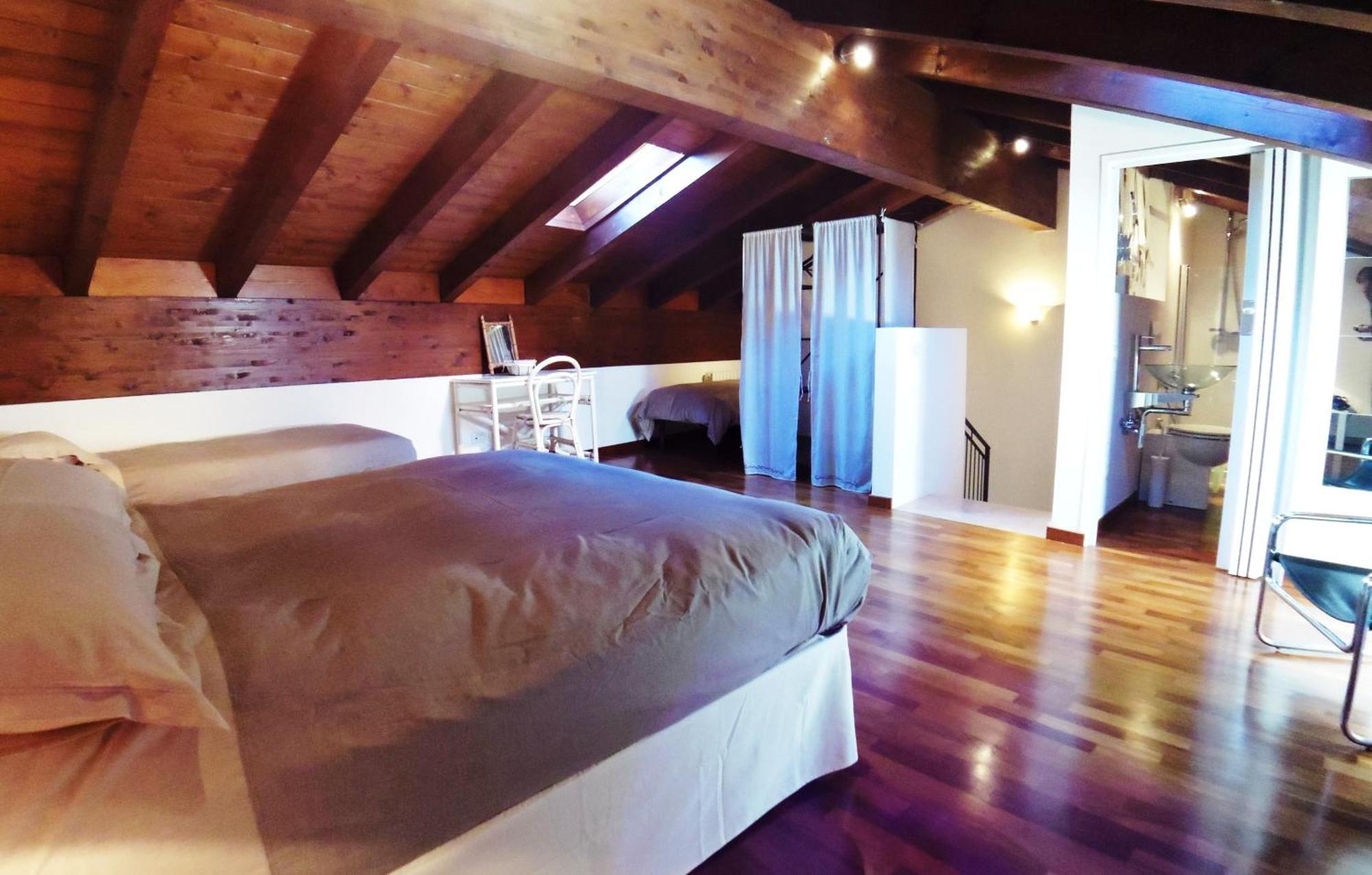 Locanda Castel De Britti Guest House Сан Ладзаро ди Савена Стая снимка
